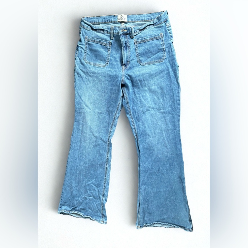Women’s Jordache Flare Jeans size 16 GUC